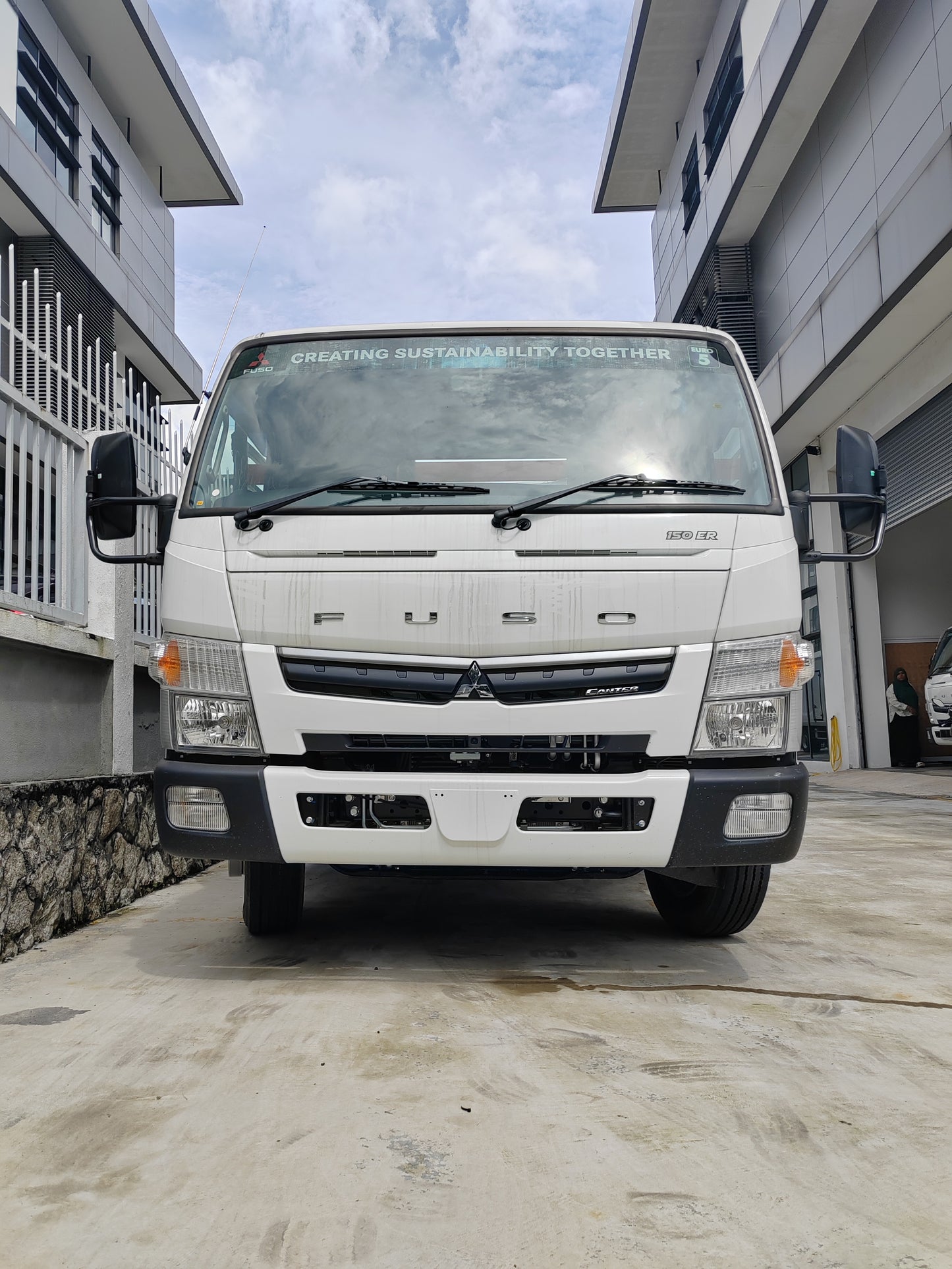 2025 Mitsubishi FUSO TF Canter 150ER Wooden Cargo