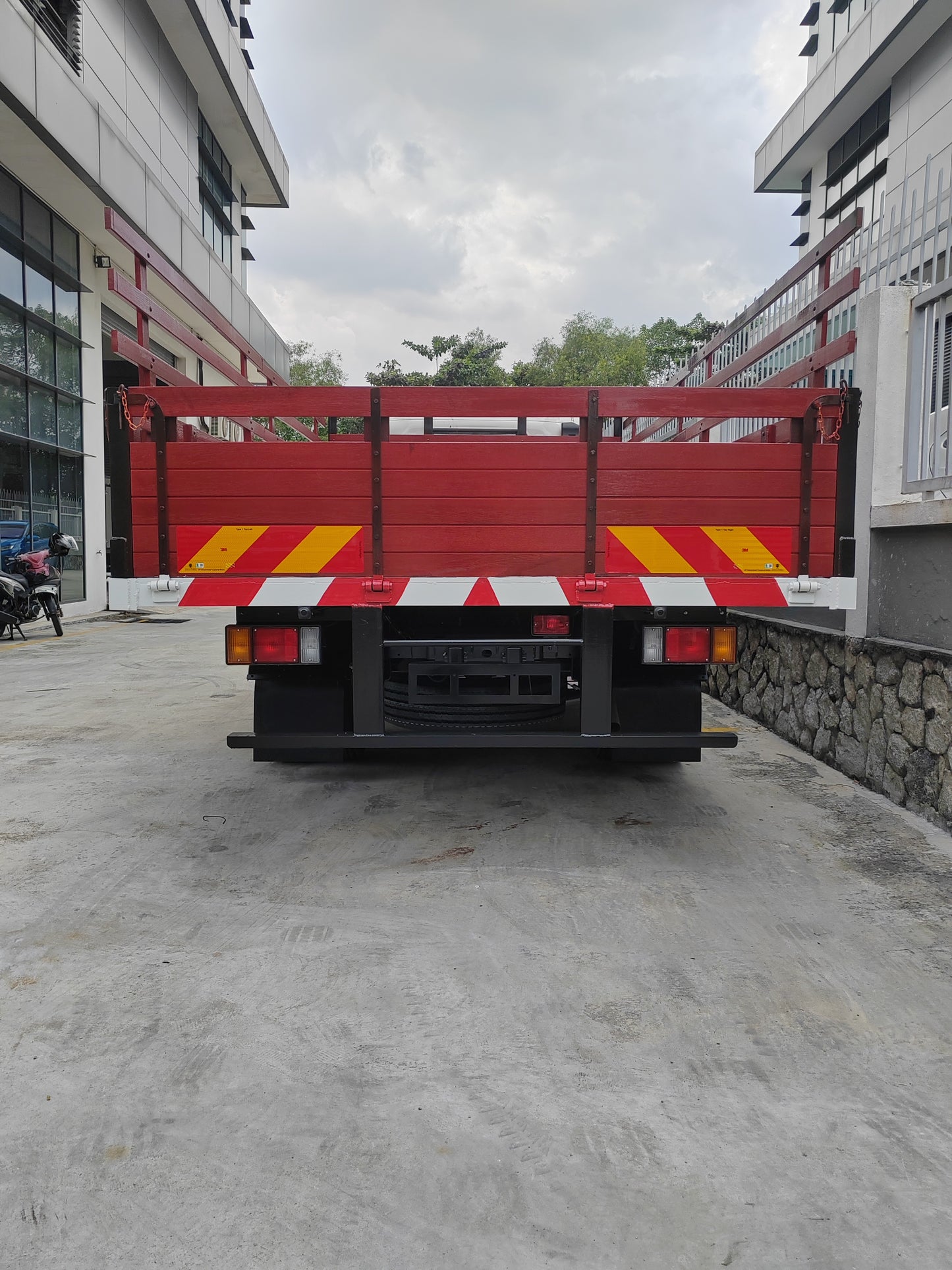 2025 Malaysia ISUZU ELF NPR PRO WOODEN CARGO STANDARD